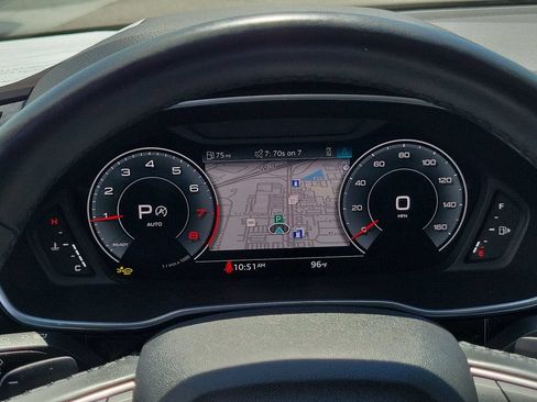 Certified 2024 Audi Q3 2.0T Premium Plus w/ Premium Plus Package AWD/4WD image 11