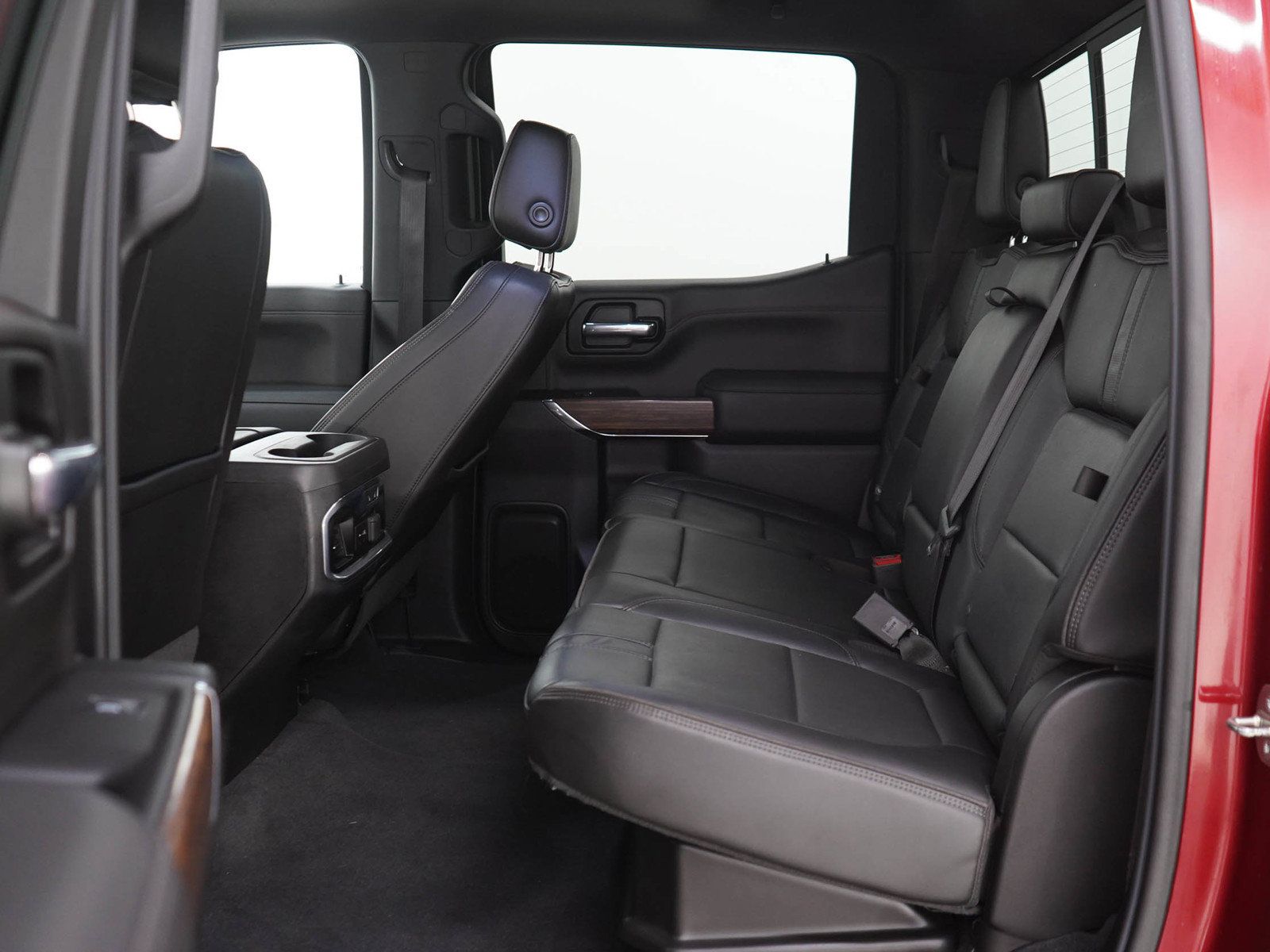 Used 2019 Chevrolet Silverado 1500 High Country w/ Z71 Off-Road Package AWD/4WD image 19
