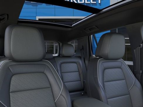 New 2026 Chevrolet Equinox LT w/ Convenience Package II AWD/4WD image 25