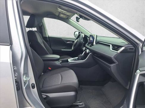 Certified 2024 Toyota RAV4 XLE AWD/4WD image 19