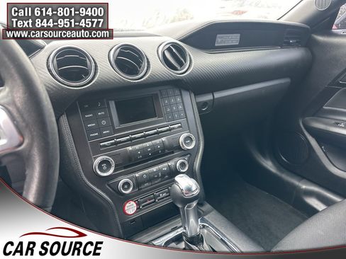 Used 2017 Ford Mustang V6 image 16