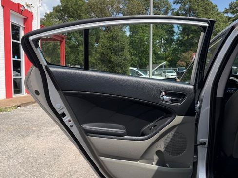Used 2016 Kia Forte LX FWD image 14