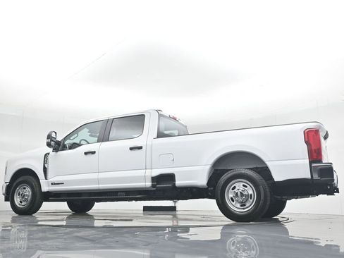 New 2026 Ford F350 XL w/ XL Chrome Package image 51