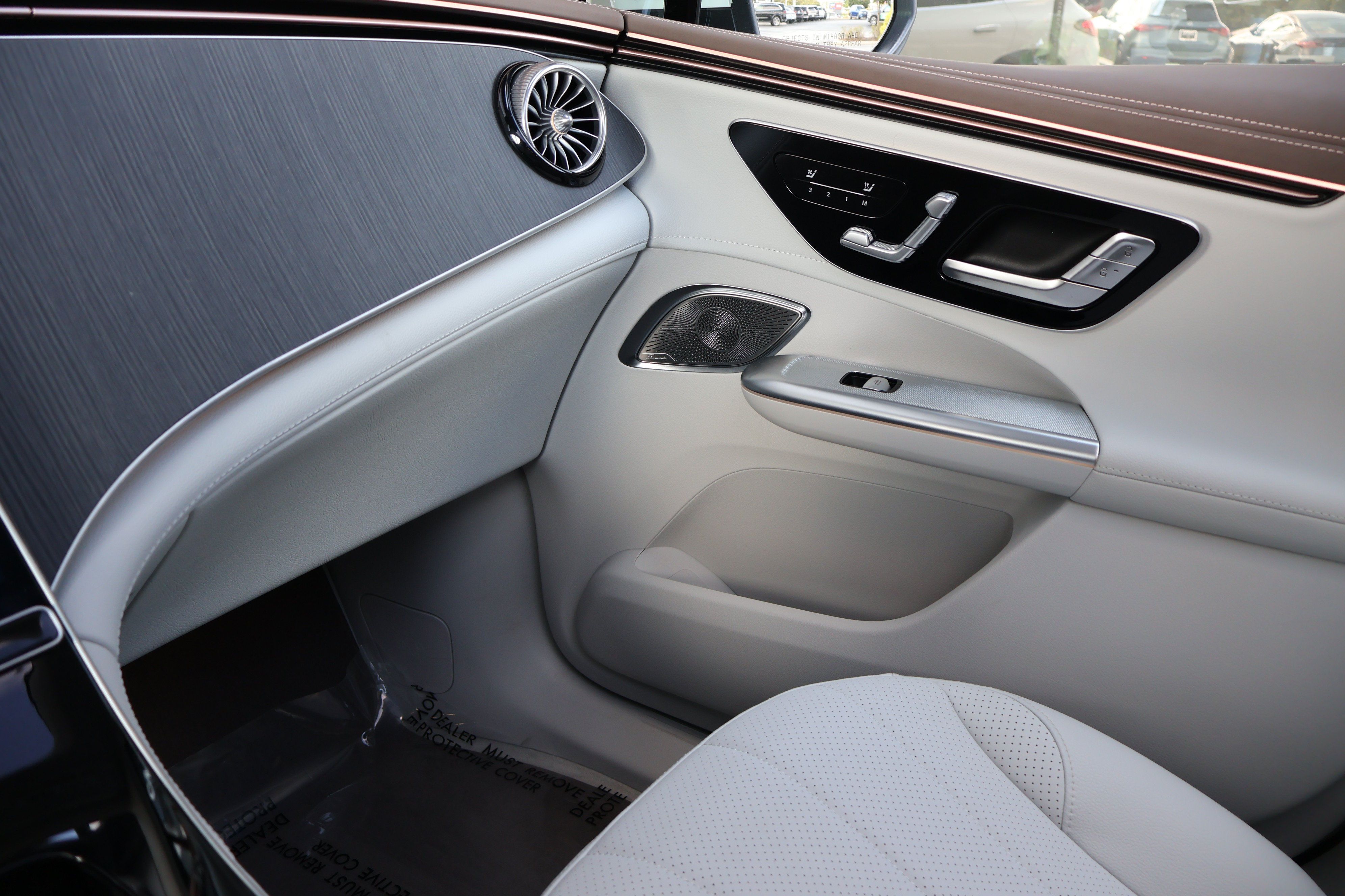 Certified 2025 Mercedes-Benz EQE 350+ 4MATIC SUV image 42