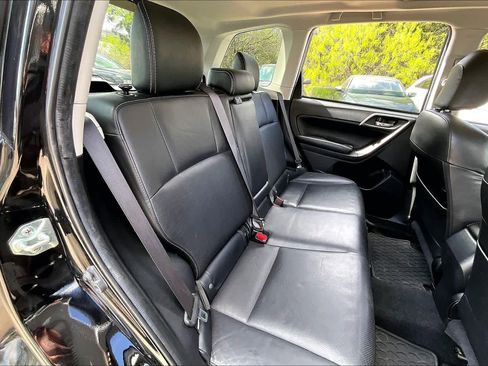 Used 2016 Subaru Forester 2.5i Limited w/ Protection Package #2 image 19