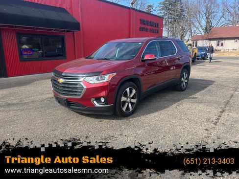 Used 2018 Chevrolet Traverse LT image 1