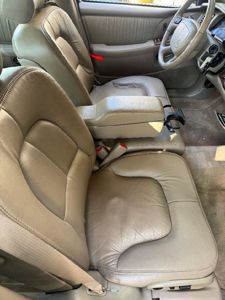 Used 1999 Buick Park Avenue w/ Prestige Opt Pkg FWD image 24