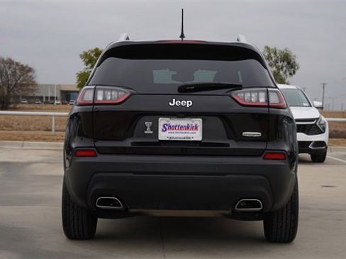 Used 2021 Jeep Cherokee Latitude Lux image 8