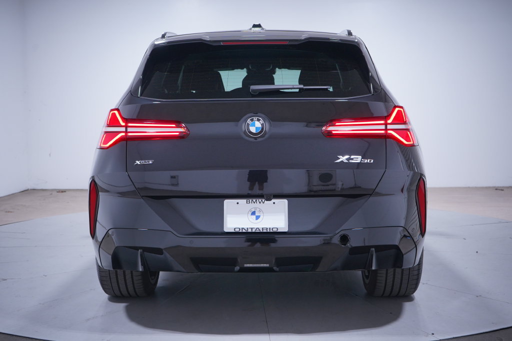 Used 2026 BMW X3 xDrive30i w/ M Sport Package AWD/4WD image 5