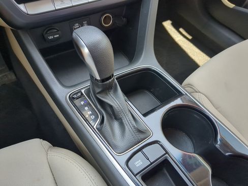 Used 2018 Hyundai Sonata SE FWD image 22