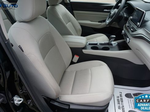 Used 2025 Nissan Altima 2.5 SV FWD image 23