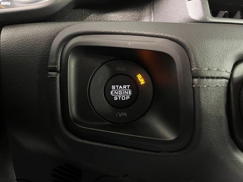 Used 2025 Jeep Wrangler Unlimited Rubicon AWD/4WD image 25