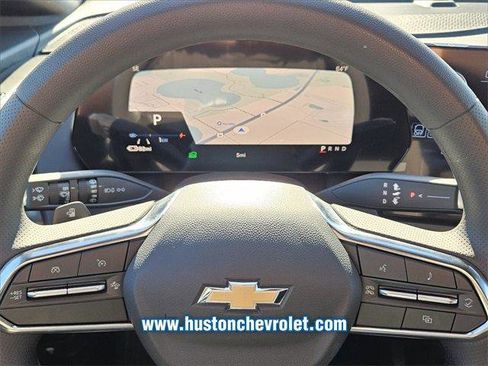 New 2026 Chevrolet Equinox EV LT image 21