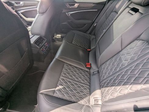 Used 2020 Audi S6 Premium Plus image 15