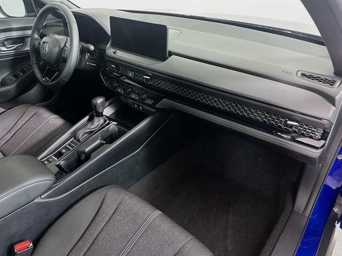 Used 2023 Honda Accord Sport image 31