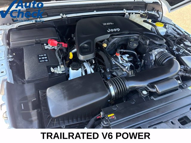 Used 2021 Jeep Wrangler Unlimited Sport AWD/4WD image 31