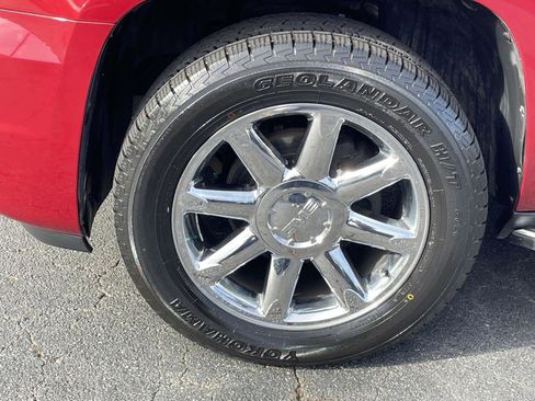 Used 2013 GMC Yukon XL Denali image 9