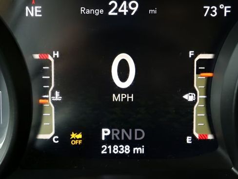 Used 2025 Jeep Wrangler Unlimited Rubicon image 24