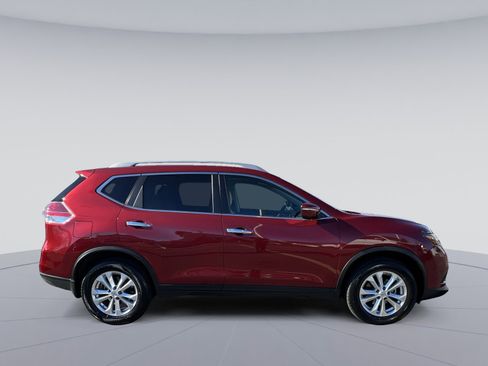 Used 2015 Nissan Rogue SV w/ SV Moonroof Package image 6