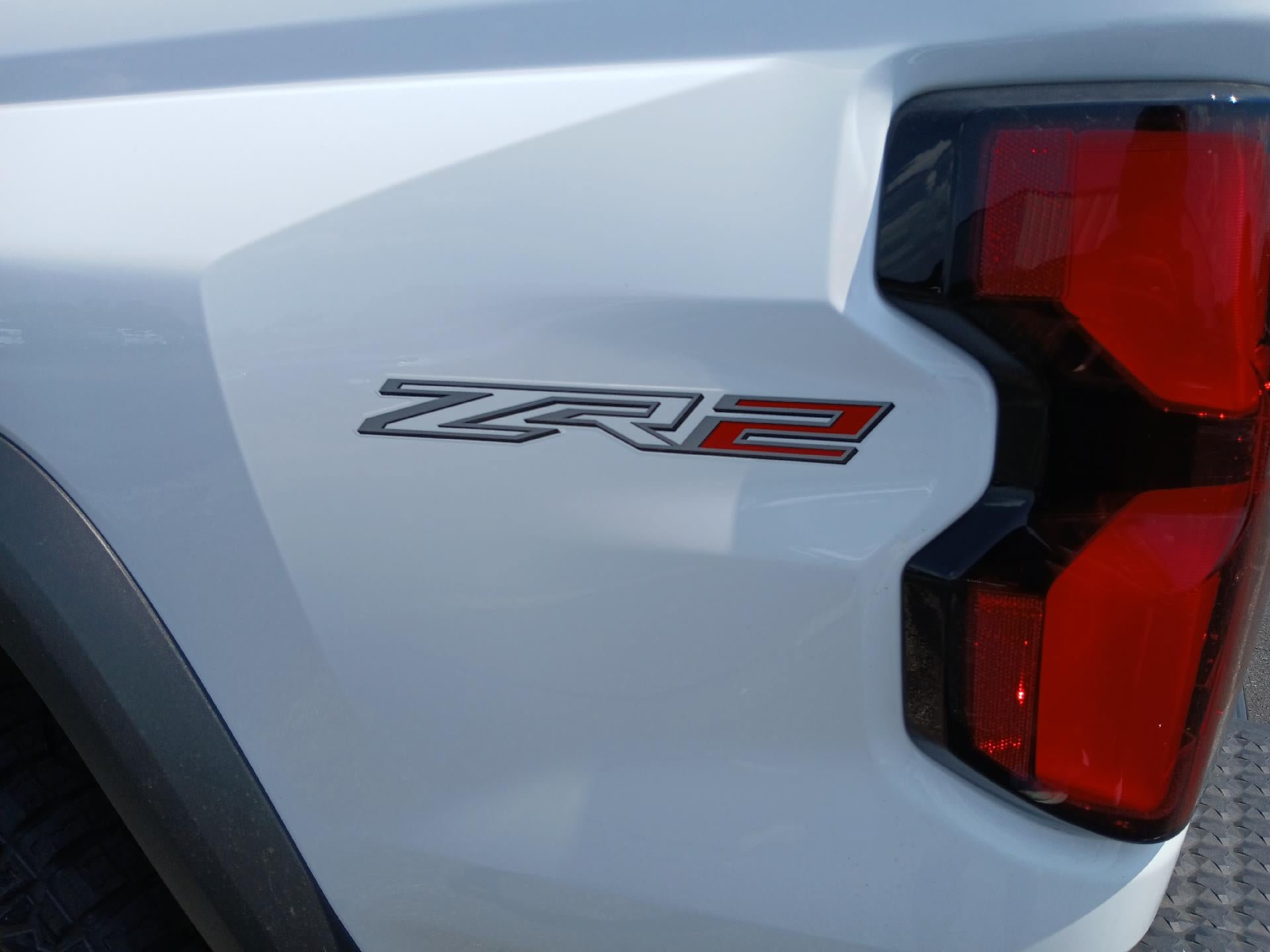 New 2026 Chevrolet Colorado ZR2 w/ Technology Package AWD/4WD image 4