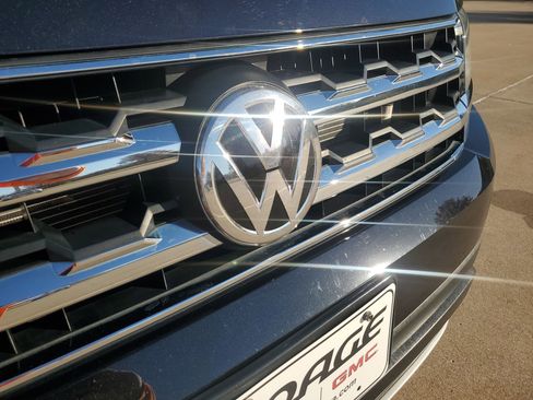 Used 2019 Volkswagen Atlas SE image 36