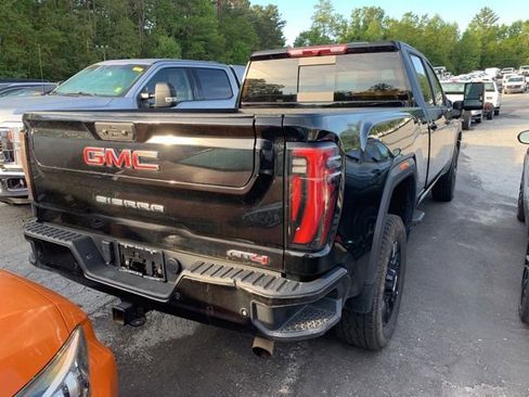 Used 2024 GMC Sierra 3500 AT4 w/ AT4 Preferred Package AWD/4WD image 6