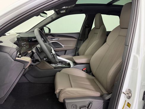 New 2025 Audi Q5 Premium Plus image 5