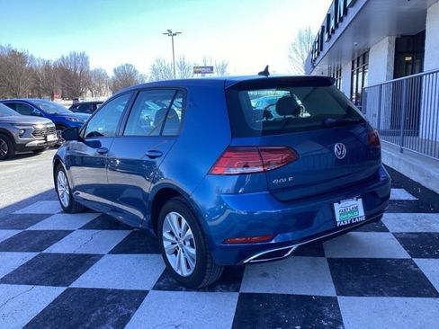 Used 2020 Volkswagen Golf 4-Door image 6