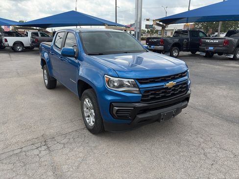 Used 2022 Chevrolet Colorado LT RWD image 3