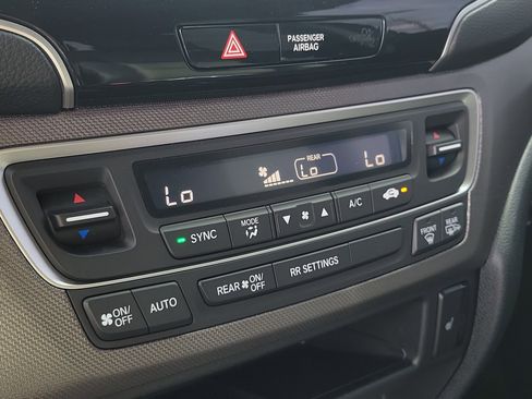 Used 2023 Honda Ridgeline RTL image 12