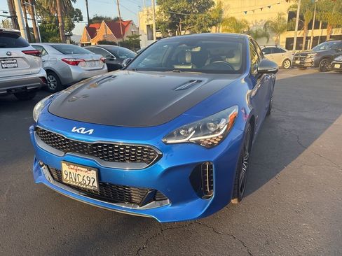 Used 2022 Kia Stinger GT2 AWD/4WD image 3
