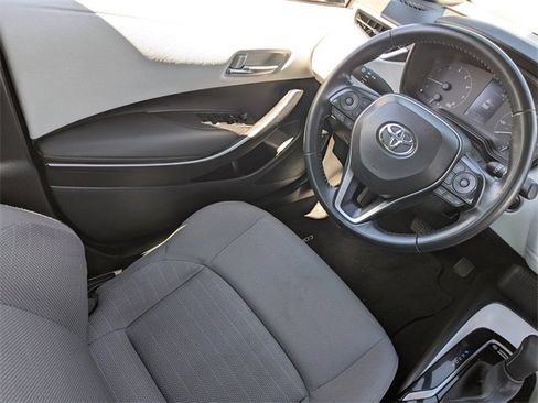 Used 2024 Toyota Corolla SE image 16
