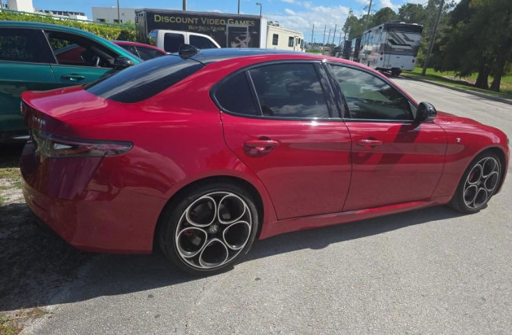 Used 2024 Alfa Romeo Giulia Ti RWD image 26