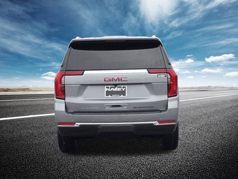 New 2026 GMC Yukon XL Elevation image 21
