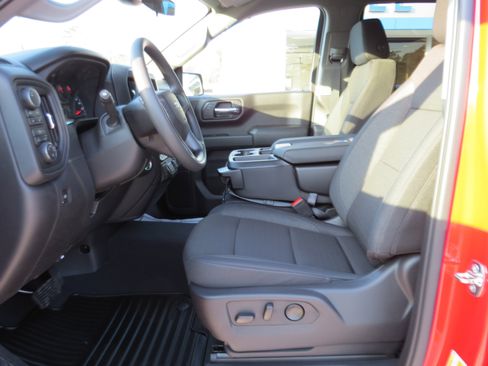 New 2026 Chevrolet Silverado 1500 Custom Trail Boss AWD/4WD image 16