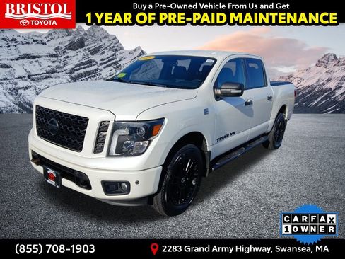 Used 2019 Nissan Titan SL w/ Midnight Edition image 3