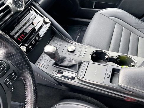 Used 2022 Lexus IS 350 F Sport w/ Accessory Package image 17