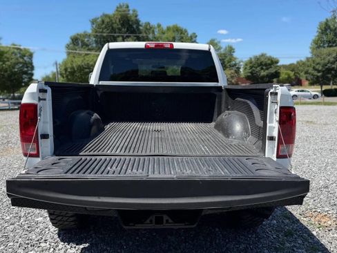 Used 2010 Dodge Ram 2500 Truck ST w/ ST Popular Equipment Group AWD/4WD image 7