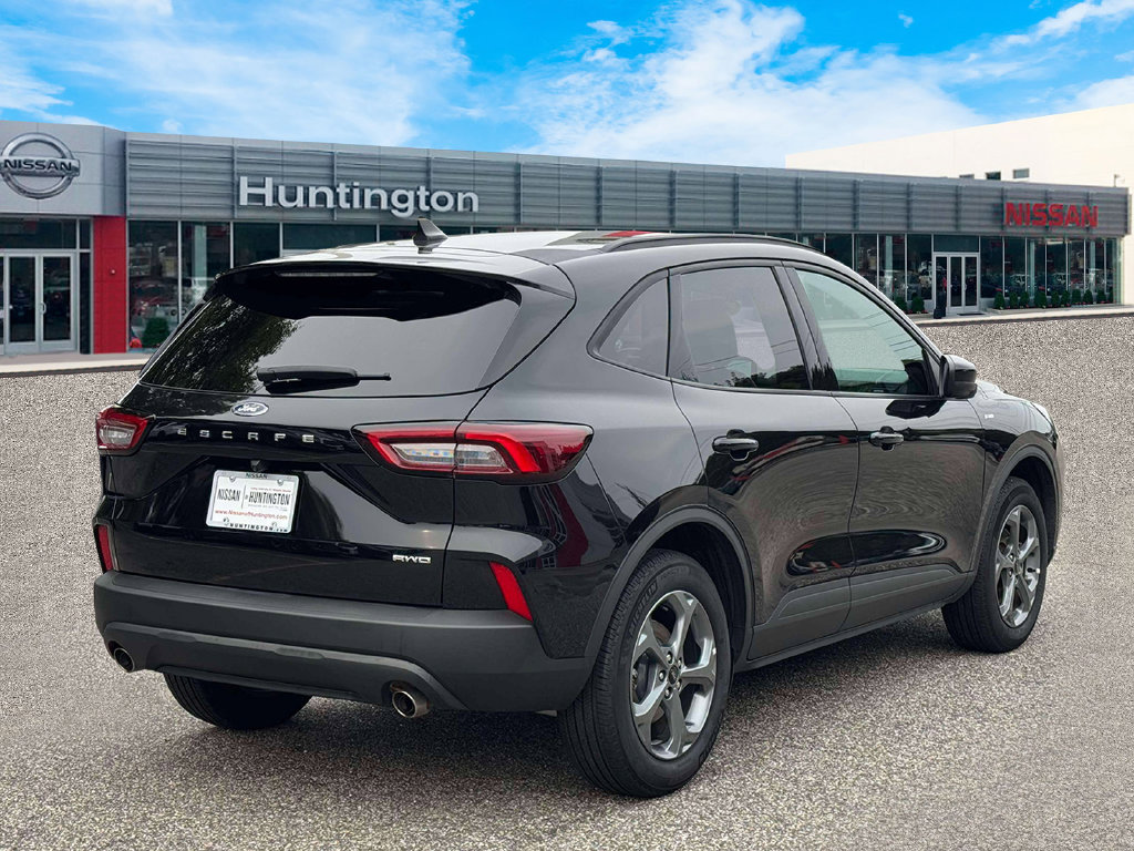 Used 2025 Ford Escape ST-Line Select AWD/4WD image 10