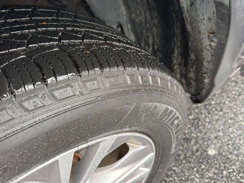 Used 2014 Toyota Highlander Plus image 34