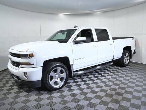 Used 2018 Chevrolet Silverado 1500 LT w/ All Star Edition AWD/4WD image 13