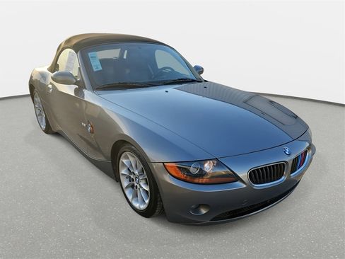 Used 2003 BMW Z4 2.5i image 3