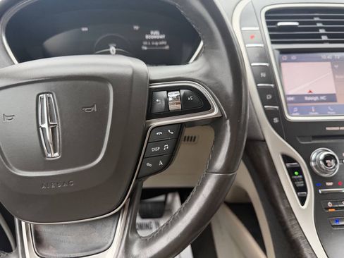 Used 2020 Lincoln Nautilus Reserve FWD image 26