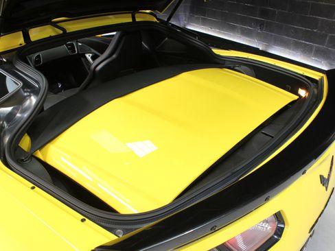 Used 2017 Chevrolet Corvette Z06 image 60