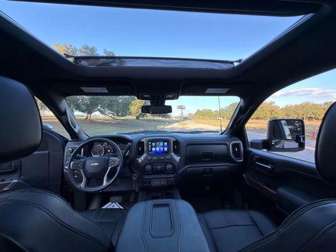 Used 2023 Chevrolet Silverado 2500 High Country w/ Safety Package II image 83