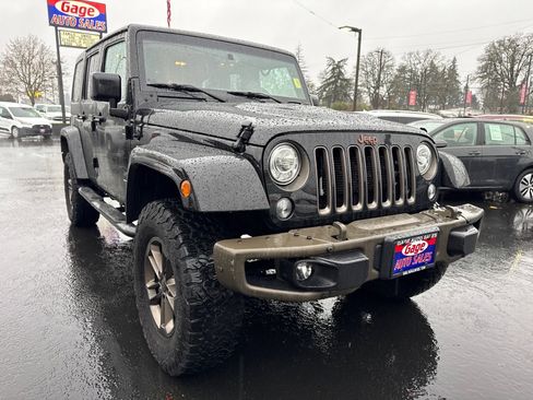 Used 2017 Jeep Wrangler 75th Anniversary image 10