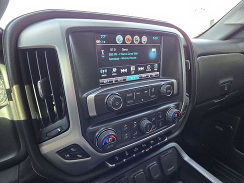 Used 2018 GMC Sierra 1500 SLT AWD/4WD image 18