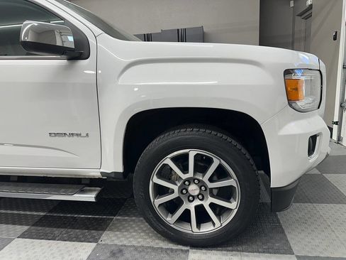 Used 2020 GMC Canyon Denali image 6
