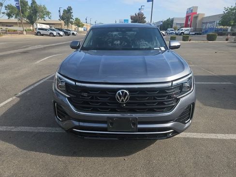 Used 2024 Volkswagen Atlas Cross Sport SEL Premium R-Line AWD/4WD image 2
