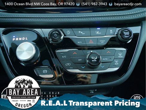 New 2026 Chrysler Pacifica Select w/ S Appearance Package image 16